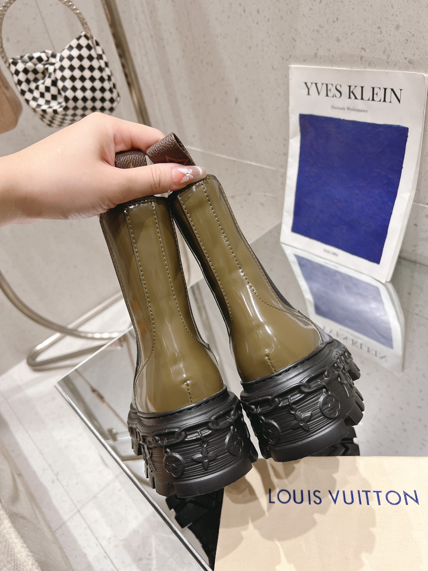Louis Vuitton Classic Luxury Leather Shoe Loafer Ref 7