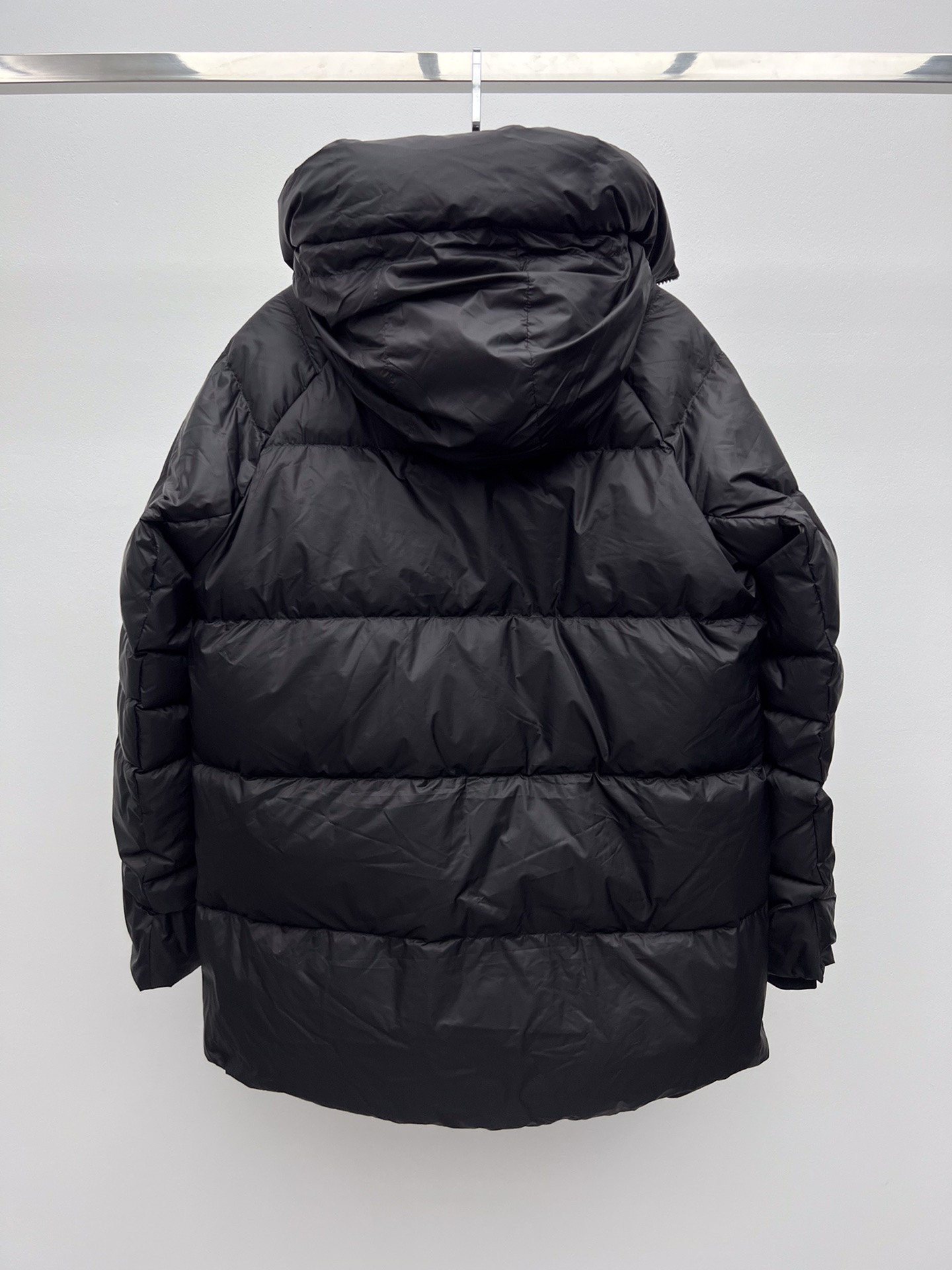 Stylish Cypress Fowl Hooded Jacket with Dust-Proof Bag and Duck Filling - 图片 7