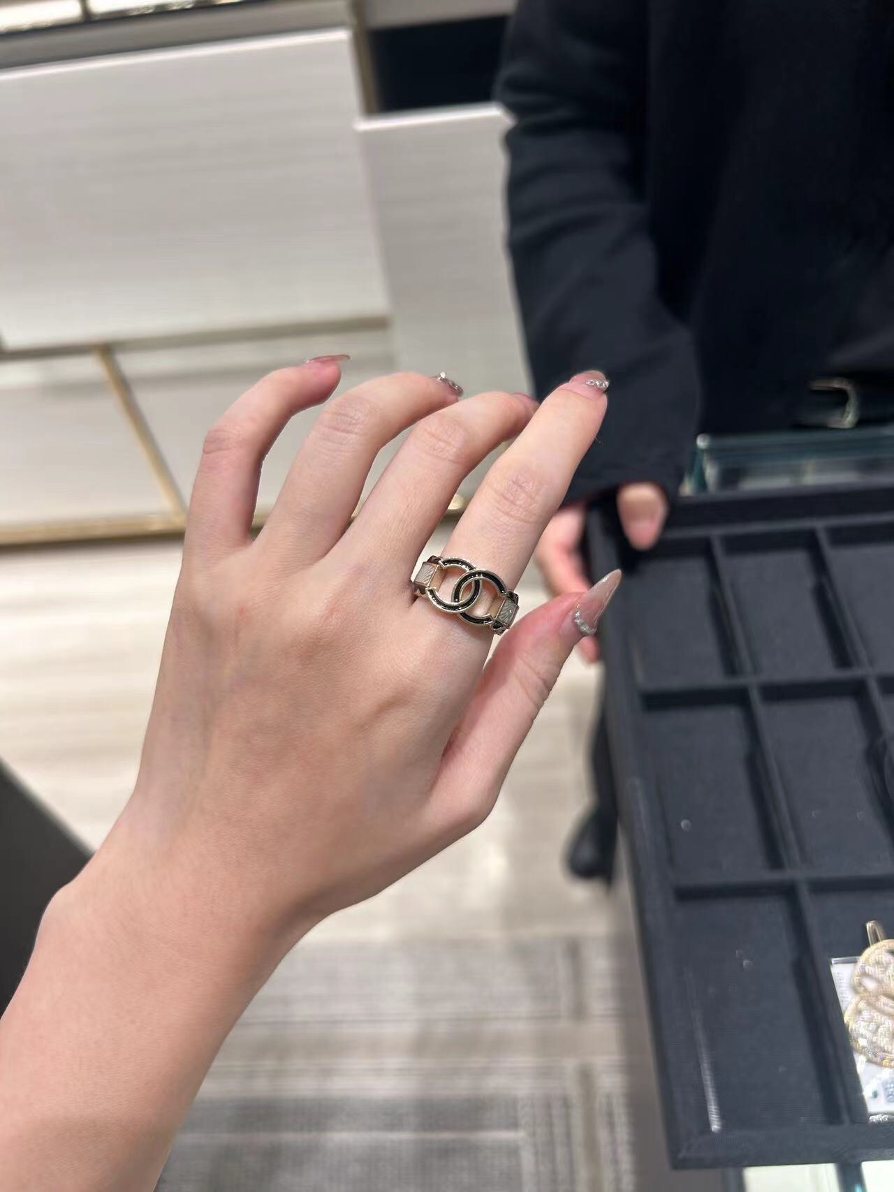 路易威登 Louis Vuitton 高定典藏高定典雅奢华珠宝首饰项链手链戒指 #14225DD3 2