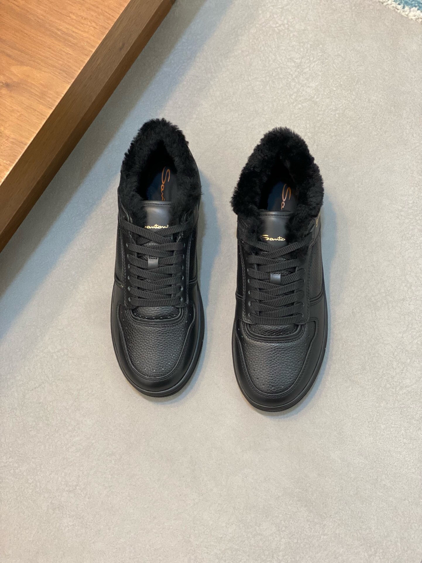 NO:217814,Brand Santoni original color matching Size 39-44 Customized 45 Price Material Santoni Italian men's handmade calfskin casual shoes Pure handmade shoes brand, inner warm and comfortable real wool, each pair of shoes is simple and classic, using 