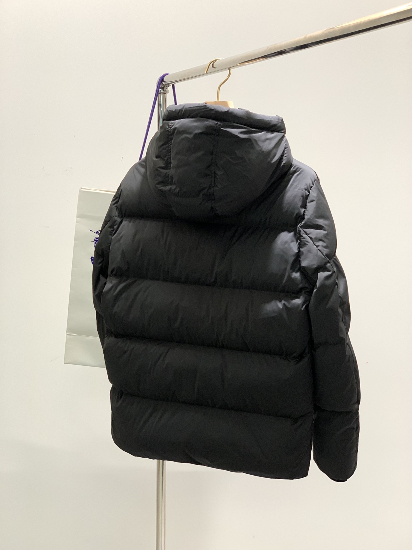 Burberry巴宝莉2024冬季最新品专柜同步有售原单狠货时尚休闲连帽羽绒服外套进口原版面料上身舒适透