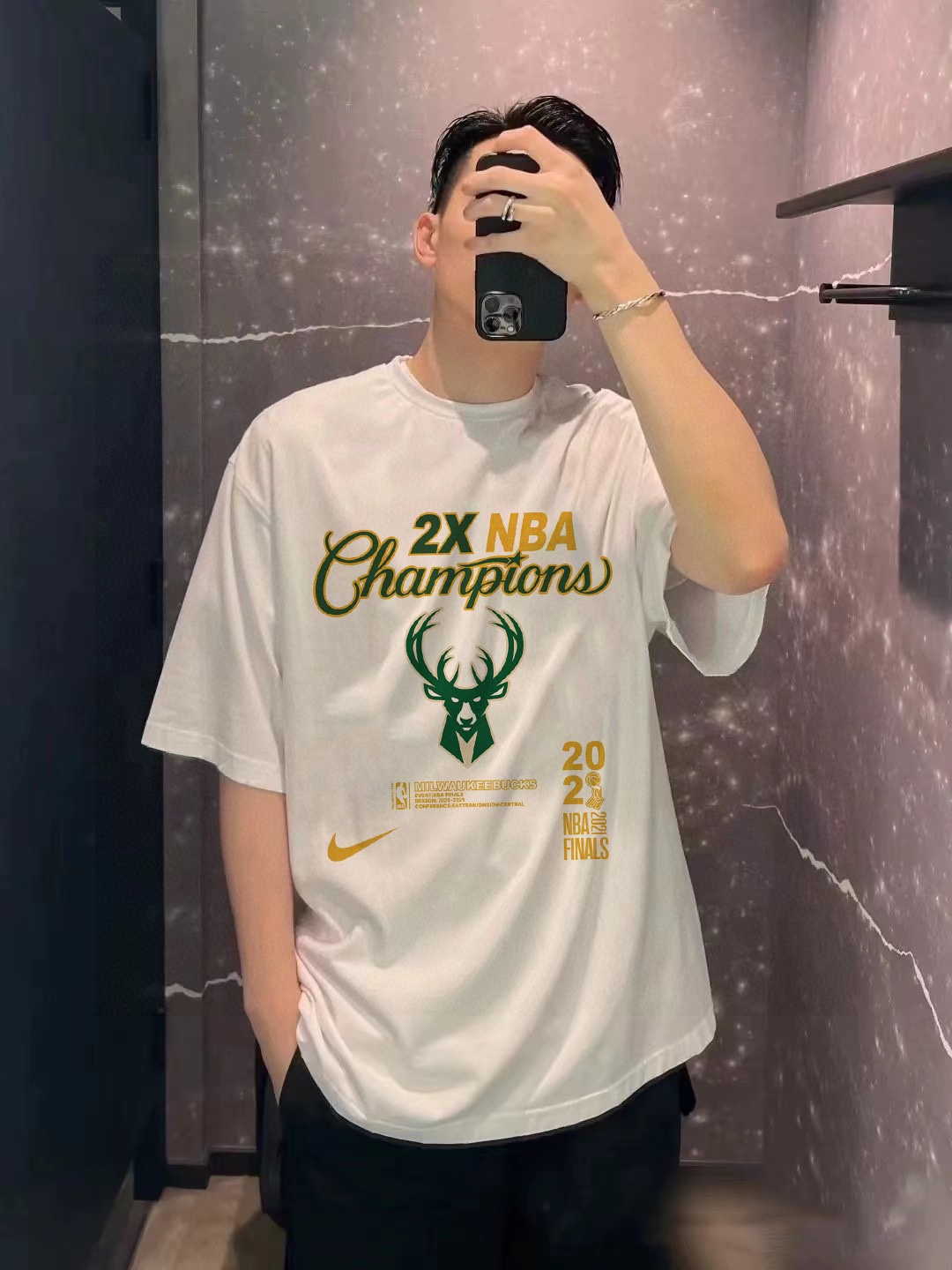 Nike NBA Series Short Sleeve T-Shirts: Unisex Loose Fit with High-End Details - 图片 3