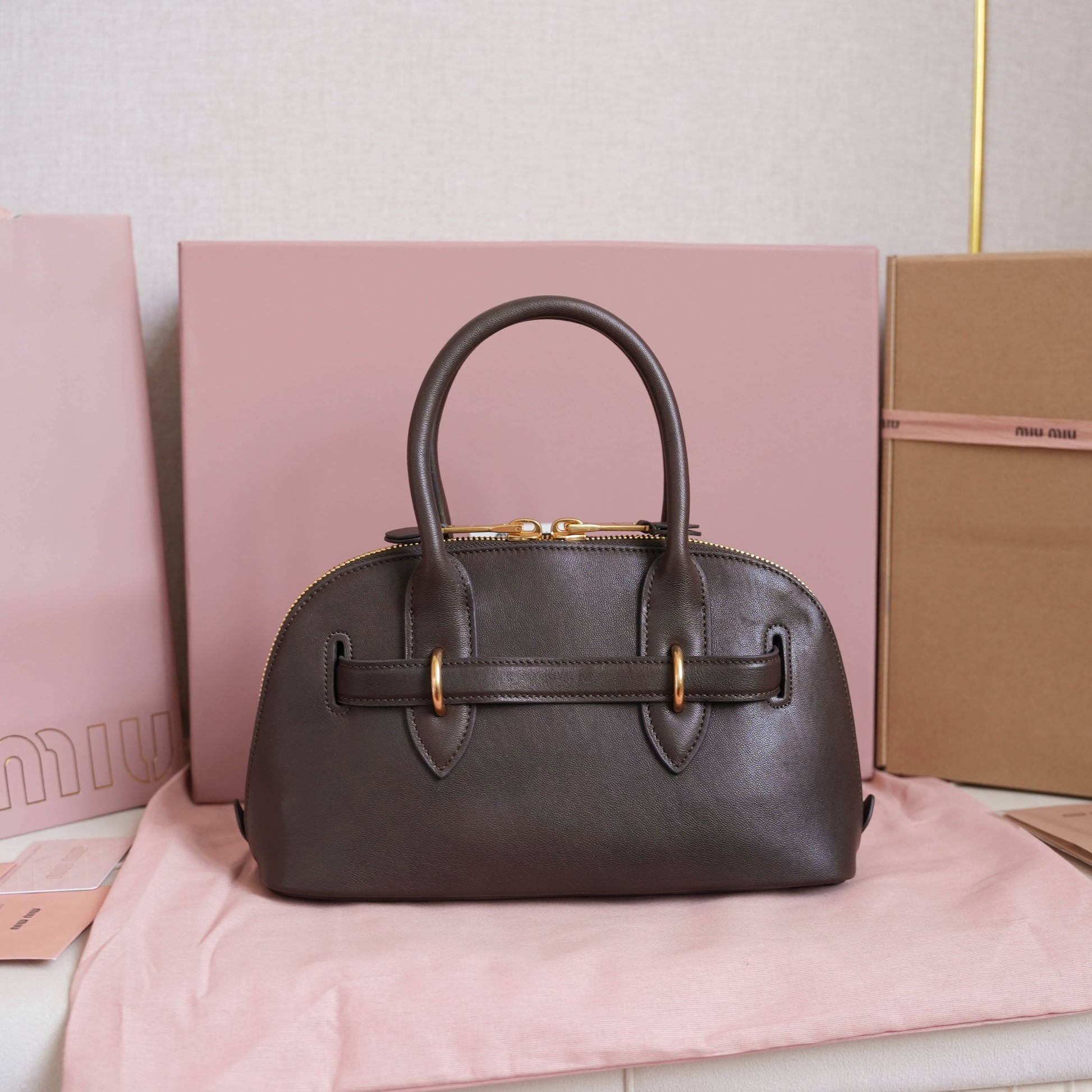 Miu Miu Style Black Leather Top Handle Bag Lookbook Reference image 2