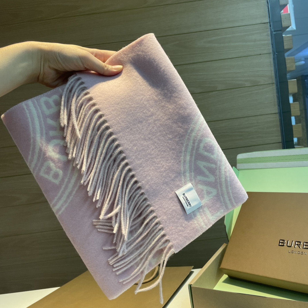 B家2024秋冬新品！！看到了围巾的天花板巴宝莉BURBERRY！双面双色羊毛围巾圆环logo设计100