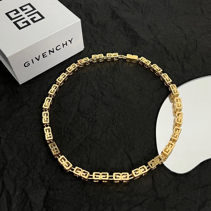 Luxury Givenchy Quatch Cabinet: Modern, Heavy, Gold – Exclusive High-End Fashion Statement - 图片 8