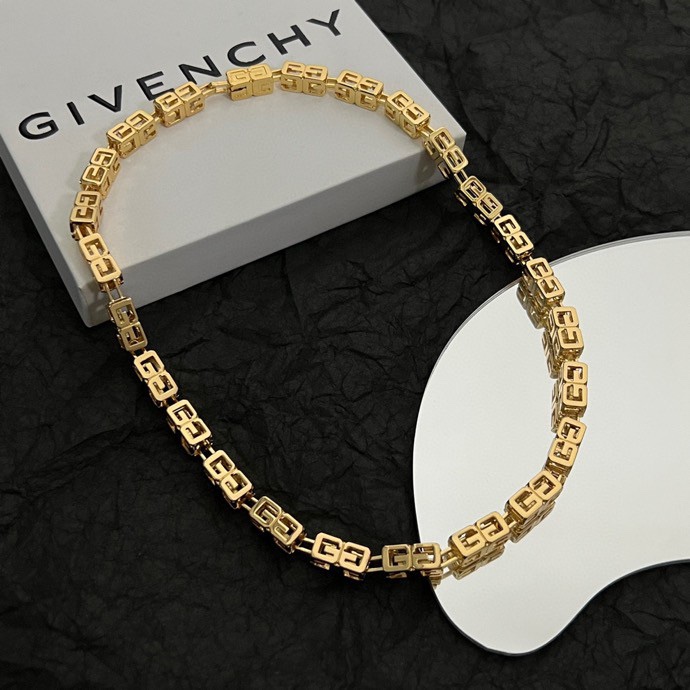 Luxury Givenchy Quatch Cabinet: Modern, Heavy, Gold – Exclusive High-End Fashion Statement - 图片 5