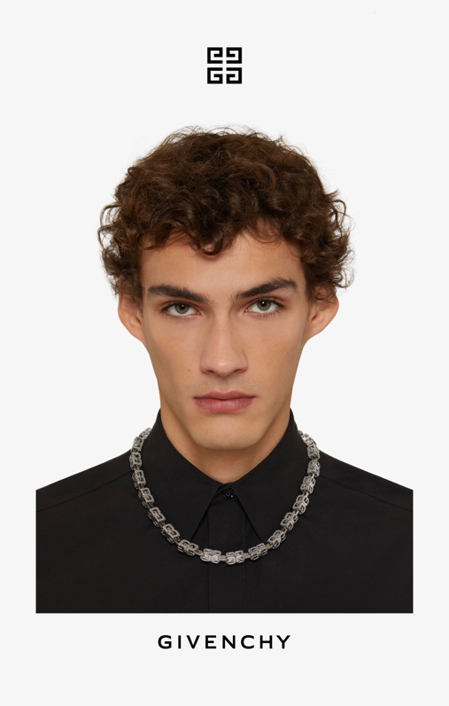 “High-End Givenchy Quatch Cabinet: Modern, Heavy, Gold, Fashionable Monographs, Exclusive Photo Shoots” - 图片 3
