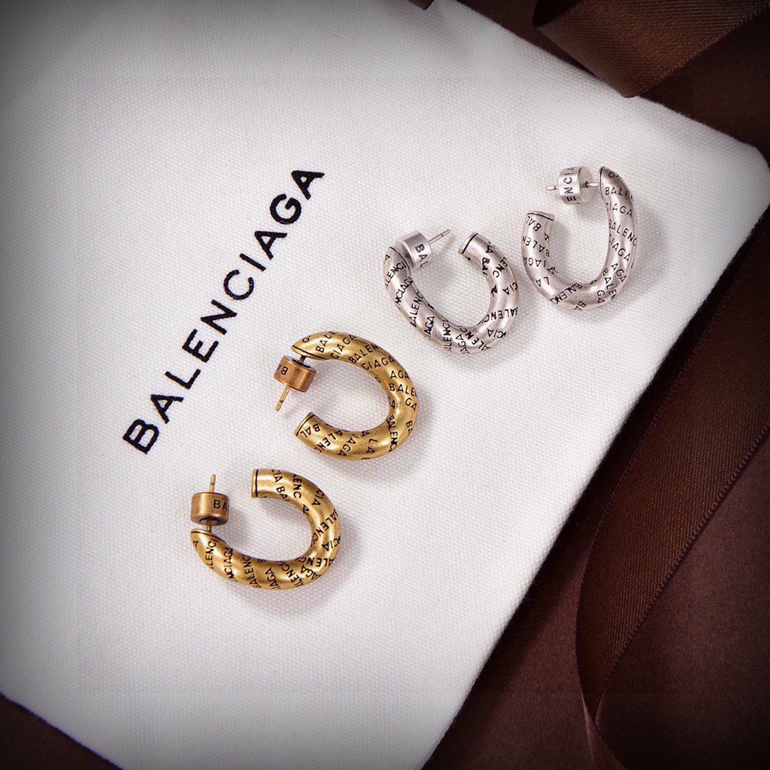 Balenciaga Haute Couture Haute Couture Fine Jewelry Necklace Bracelet