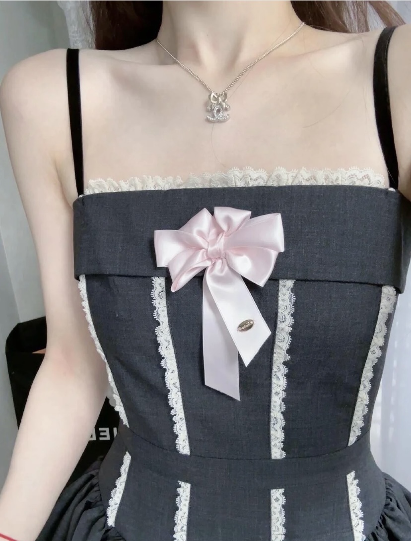  编码N944   
🛍香奈儿项链热销🔥爆上新🆕🆕🆕
😎CHAN 24  金银拼色立体蝴蝶结项链
🤓香槟