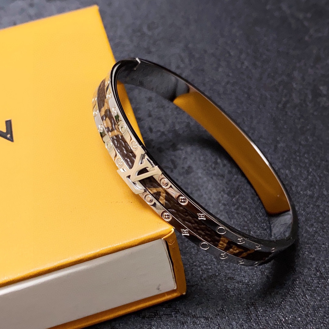 Louis Vuitton Printed Leather Slim Bracelet - Comprehensive 2