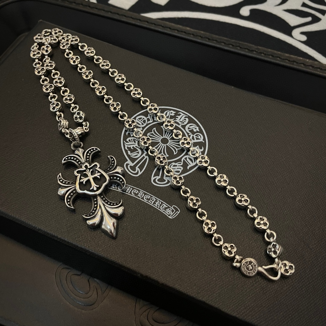 Louis Vuitton Haute Couture Haute Couture Fine Jewelry Necklace Bracelet 6