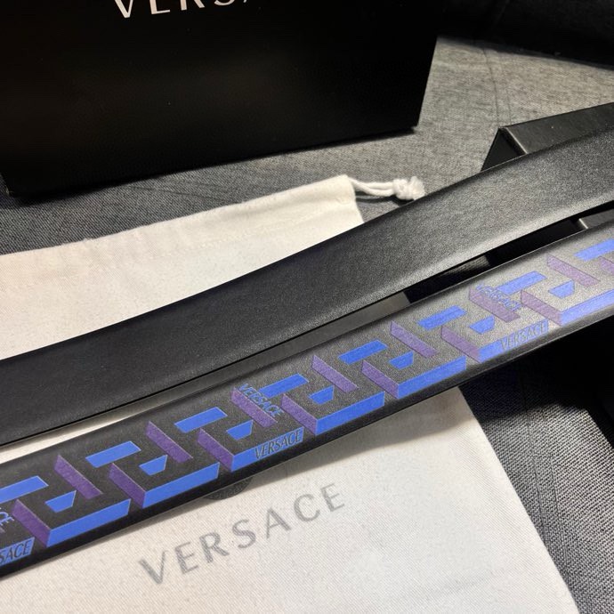 VERSACE belt versace， 4.0㎝ ： Silver Baroque ， 。 Medusa 。 — photo 9