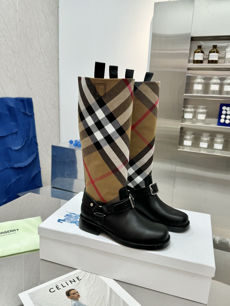New Zenium designer cashier boots by Pablo feature sheepskin, unique knight’s boot style, and various sizes. - 图片 2
