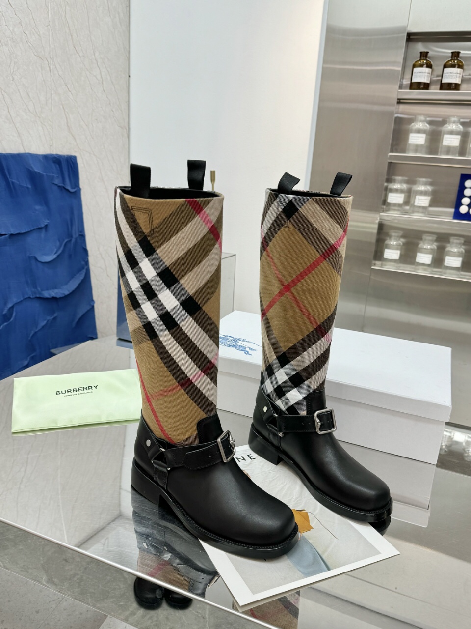 New Zenium designer cashier boots by Pablo feature sheepskin, unique knight’s boot style, and various sizes. - 图片 4