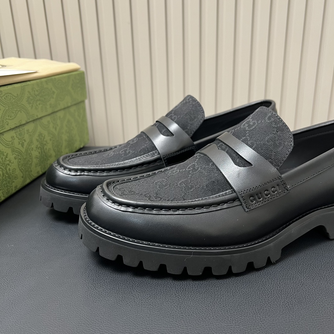 Gucci Luxury Footwear Collection 5