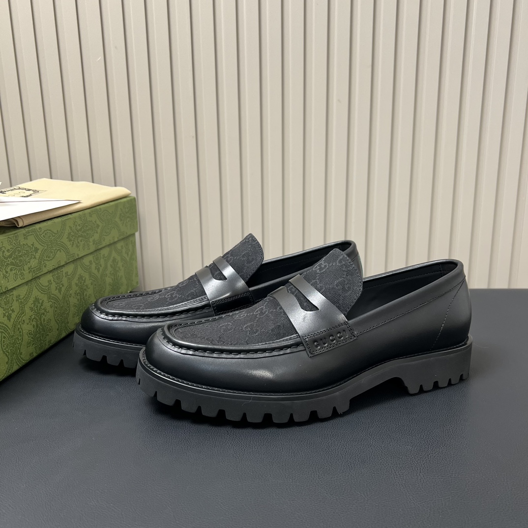 Gucci Luxury Footwear Collection 3
