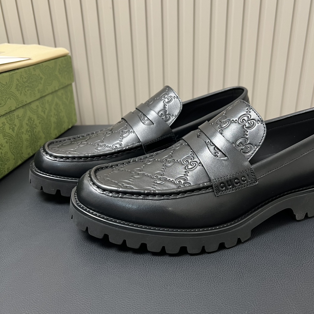 Gucci超轻乐福鞋便鞋 采用进口牛皮 5