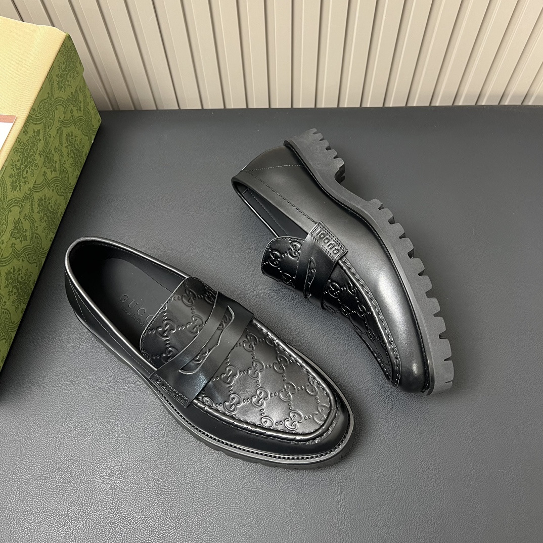 Gucci超轻乐福鞋便鞋 采用进口牛皮 4