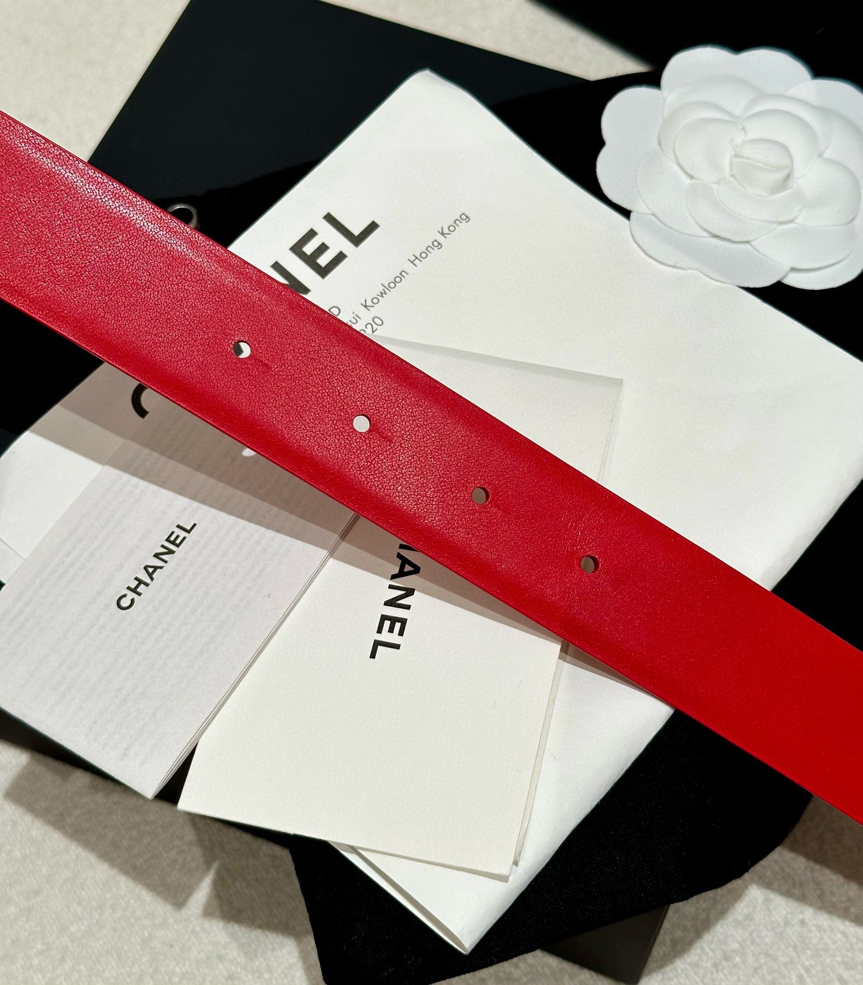 
chanel 香3.0cm女士时尚款，顶级品质，正品开模高端定制皮料五金，定制纯钢五金扣头，带身采用松