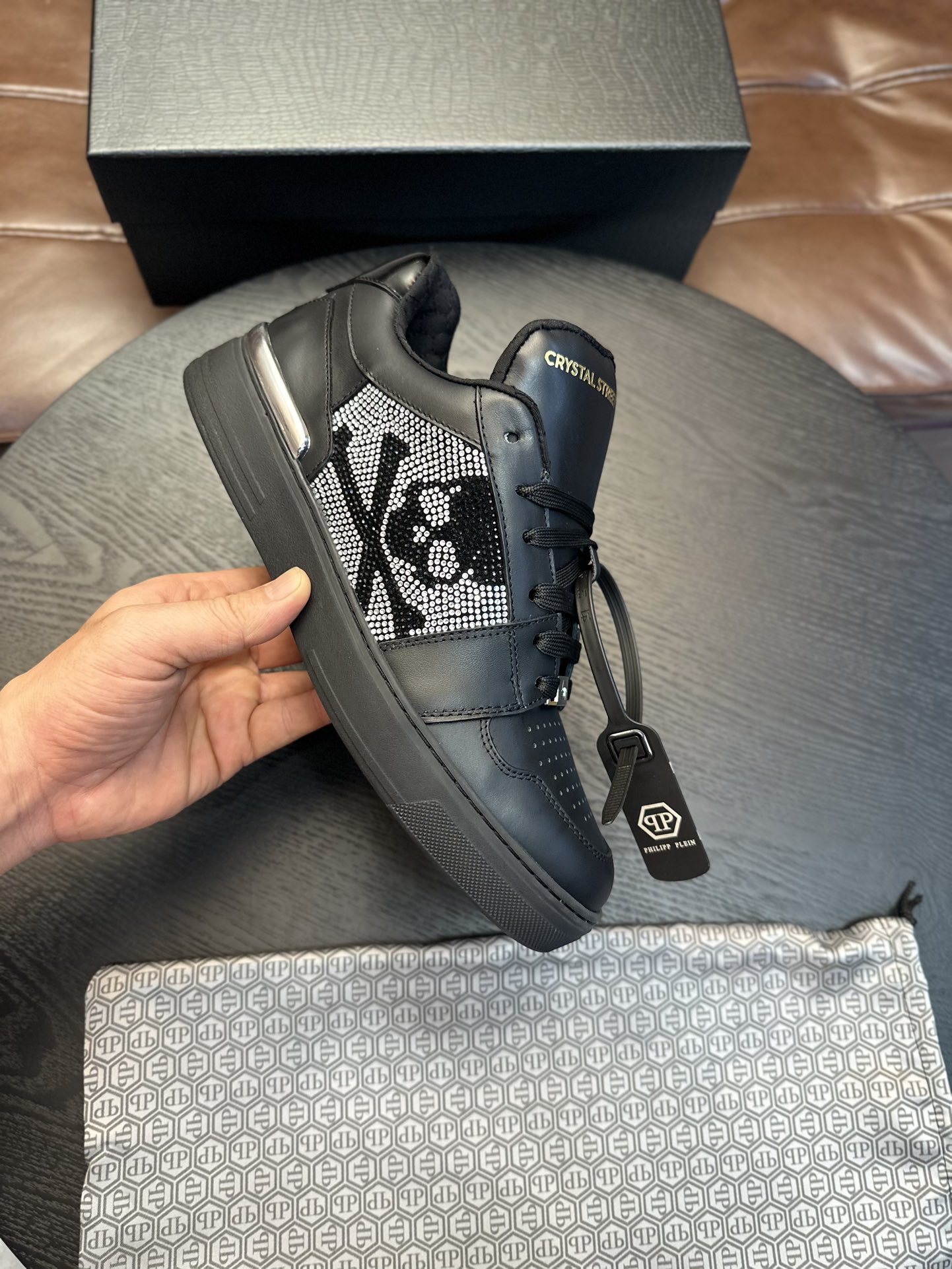 Precio de fábrica PP[PHILIPP PLEIN]Stock original de primera calidad Explora la singularidad de este