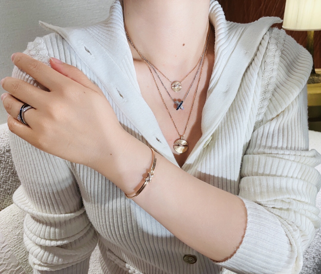 Luxurious Family Jewelry Reinterpreted with Asymmetric Design and Fine Gold Technology - 图片 8