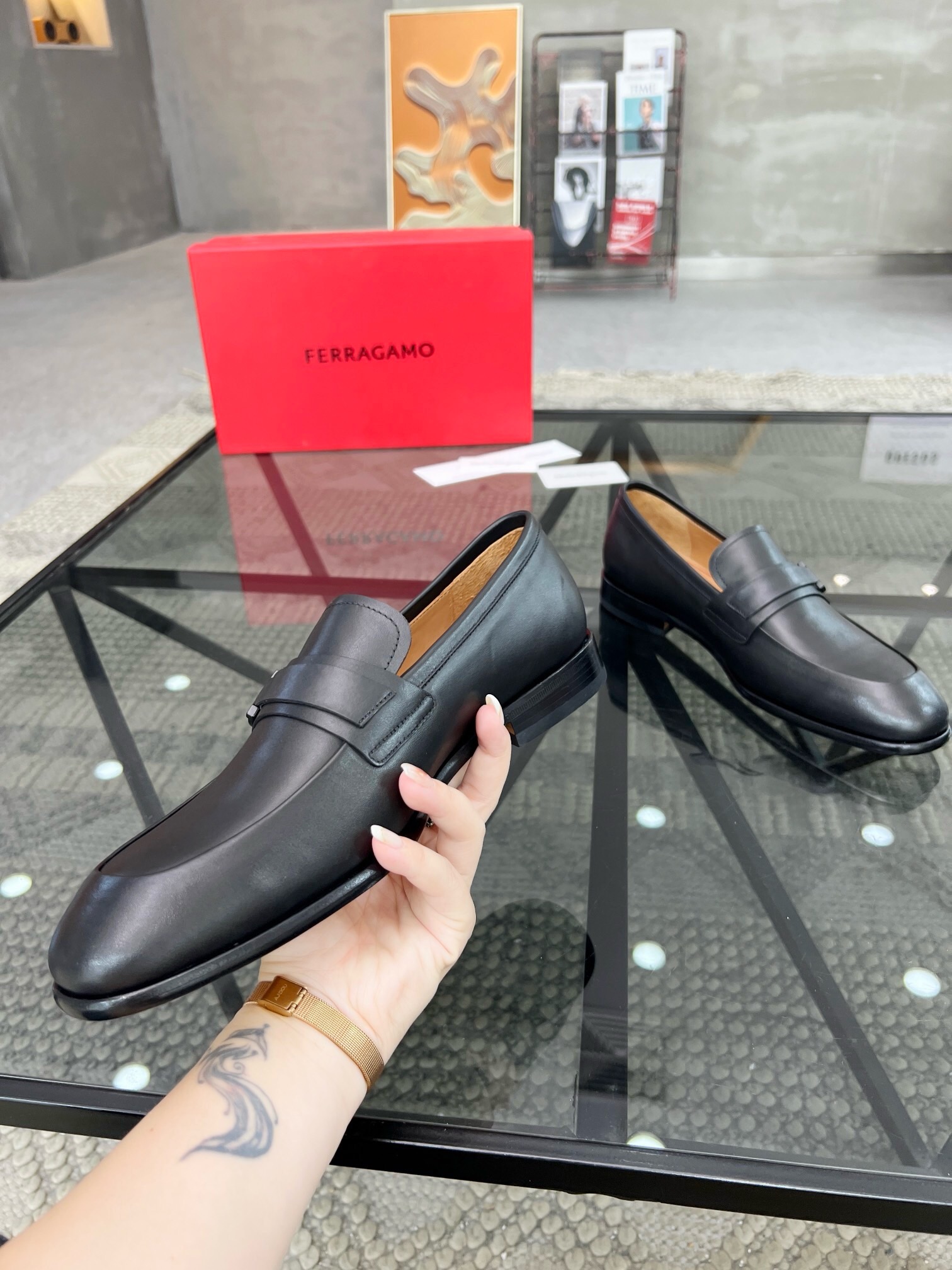Ferragamo Classic Luxury Leather Shoe Loafer Ref.50CBAC9C 5