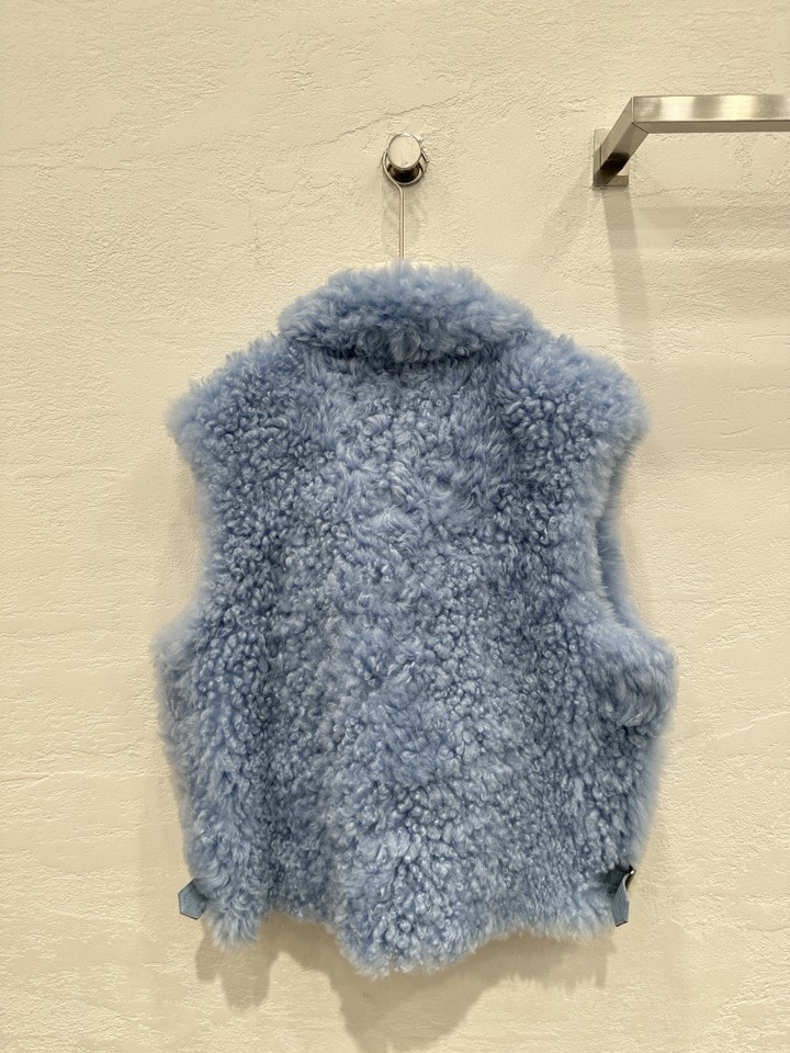 High-End Balenciaga24 Fall/Winter Vest Collection: Luxurious, Versatile, High Quality Materials. - 图片 6