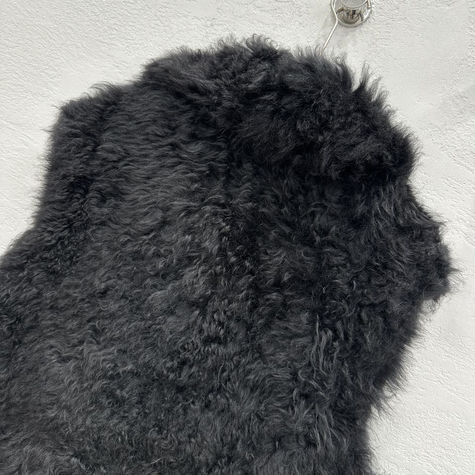 Balenciaga24 Fall/Winter Tuscany Vest: High-End, Premium Quality, Luxurious, Versatile, Stylish, Original Design - 图片 6