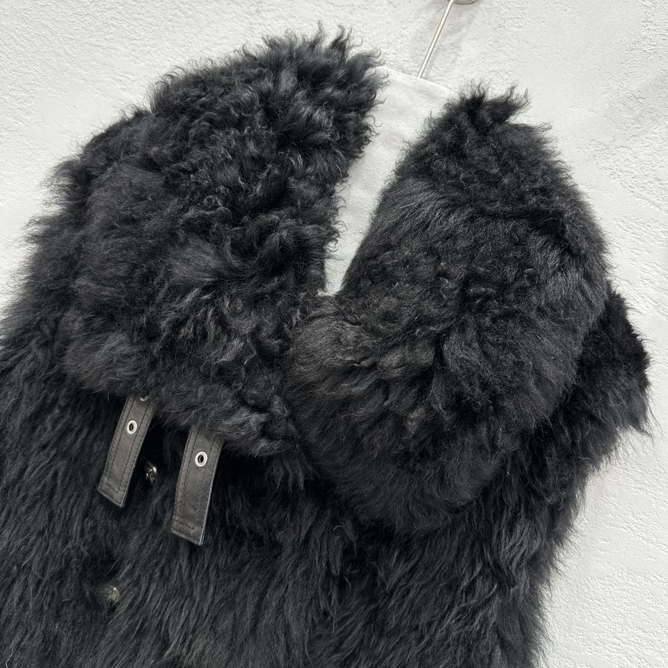 Balenciaga24 Fall/Winter Tuscany Vest: High-End, Premium Quality, Luxurious, Versatile, Stylish, Original Design - 图片 2