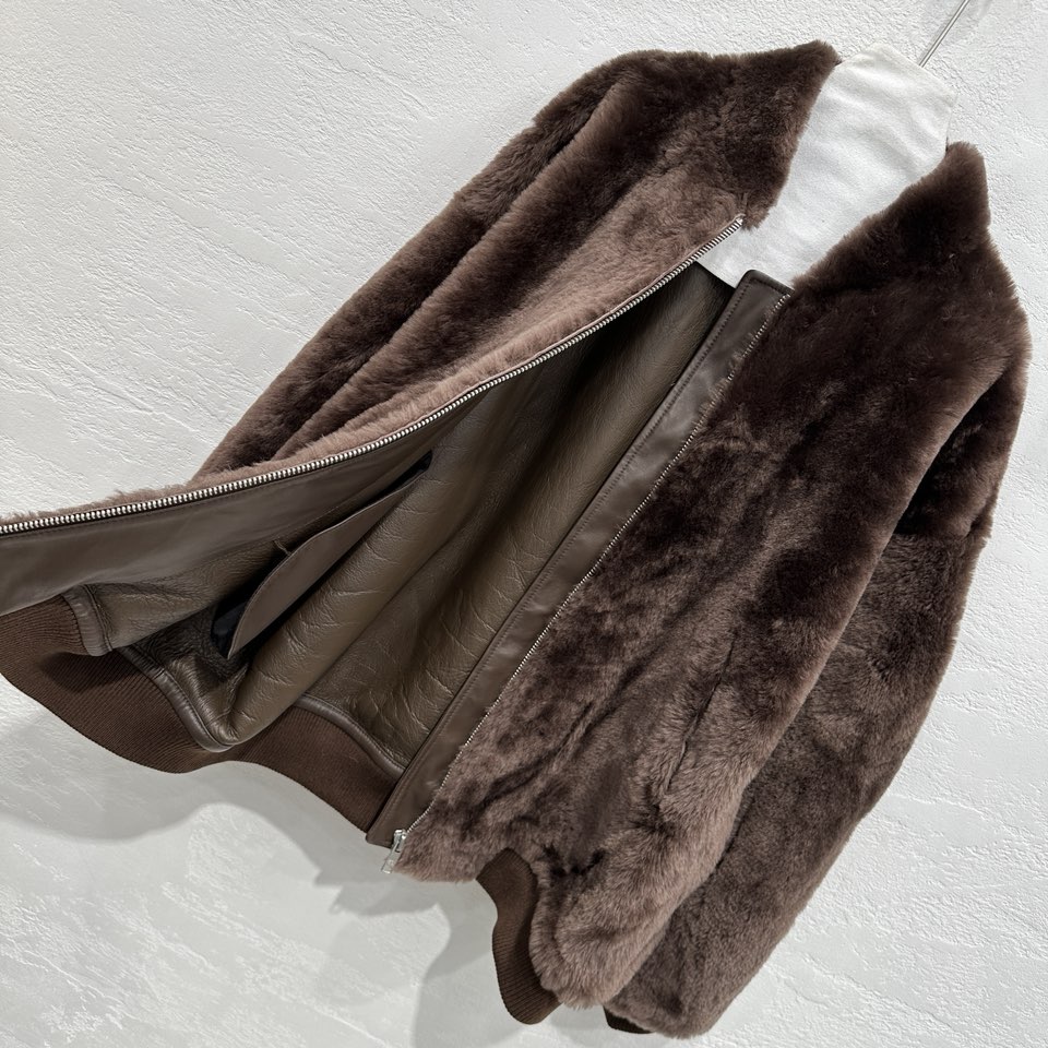 High-End Custom Fall-Winter Balenti*GA24 Collection: Small Collar, Big Colors. - 图片 8