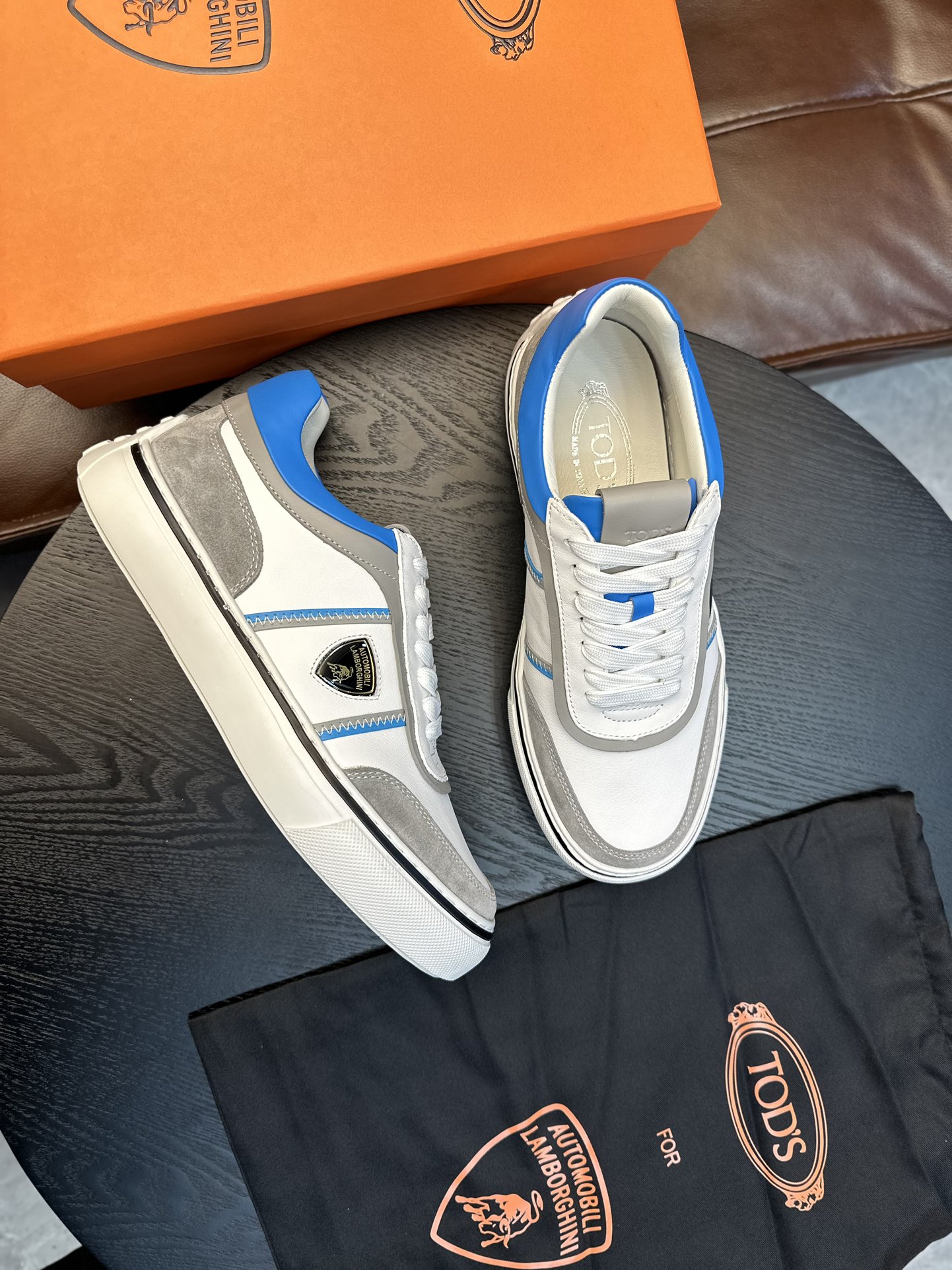 precio de fábrica TOD'S Tod's x Lamborghini Lamborghini , Este zapato athleisure está hecho de cuero