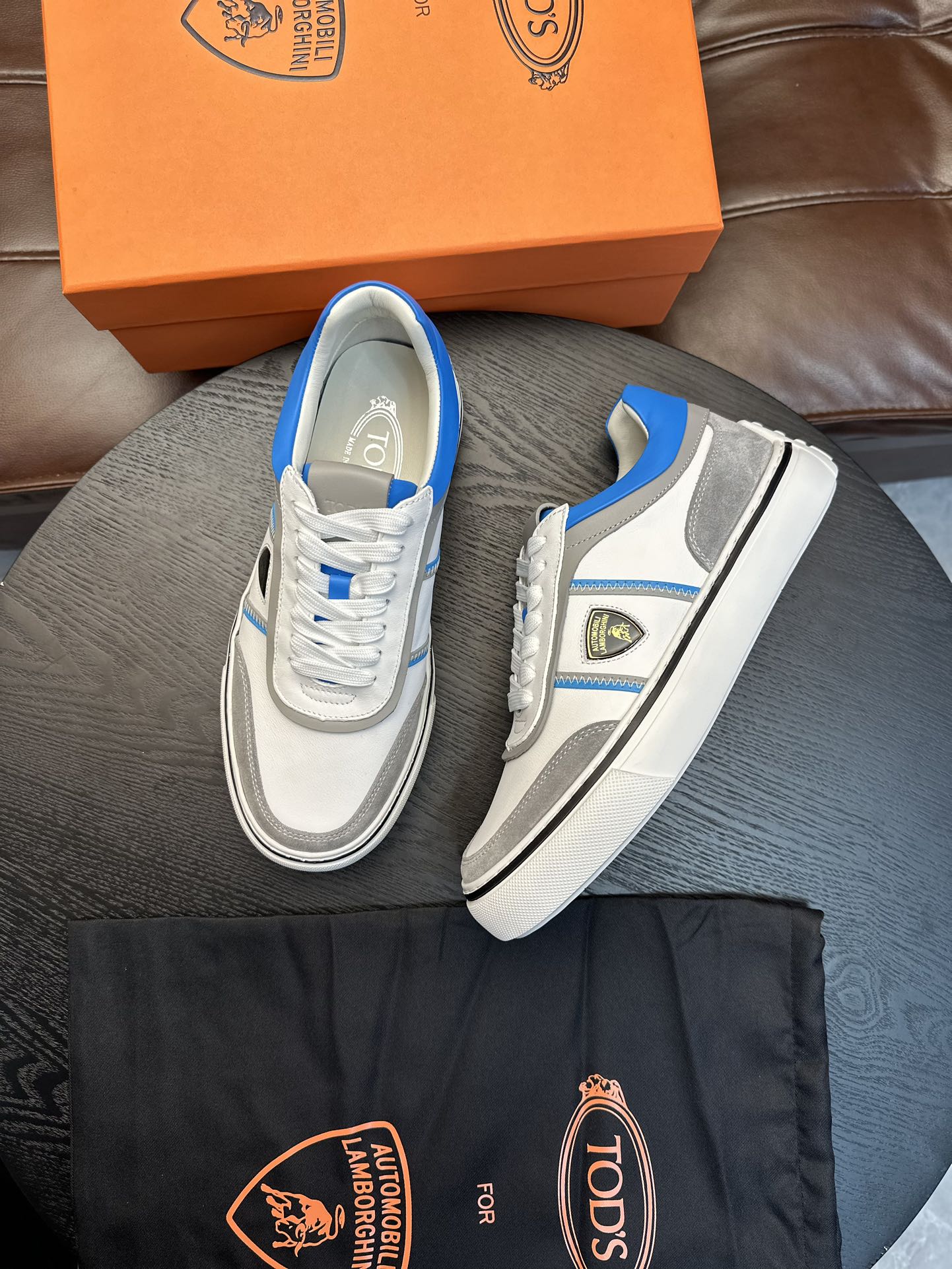 precio de fábrica TOD'S Tod's x Lamborghini Lamborghini , Este zapato athleisure está hecho de cuero