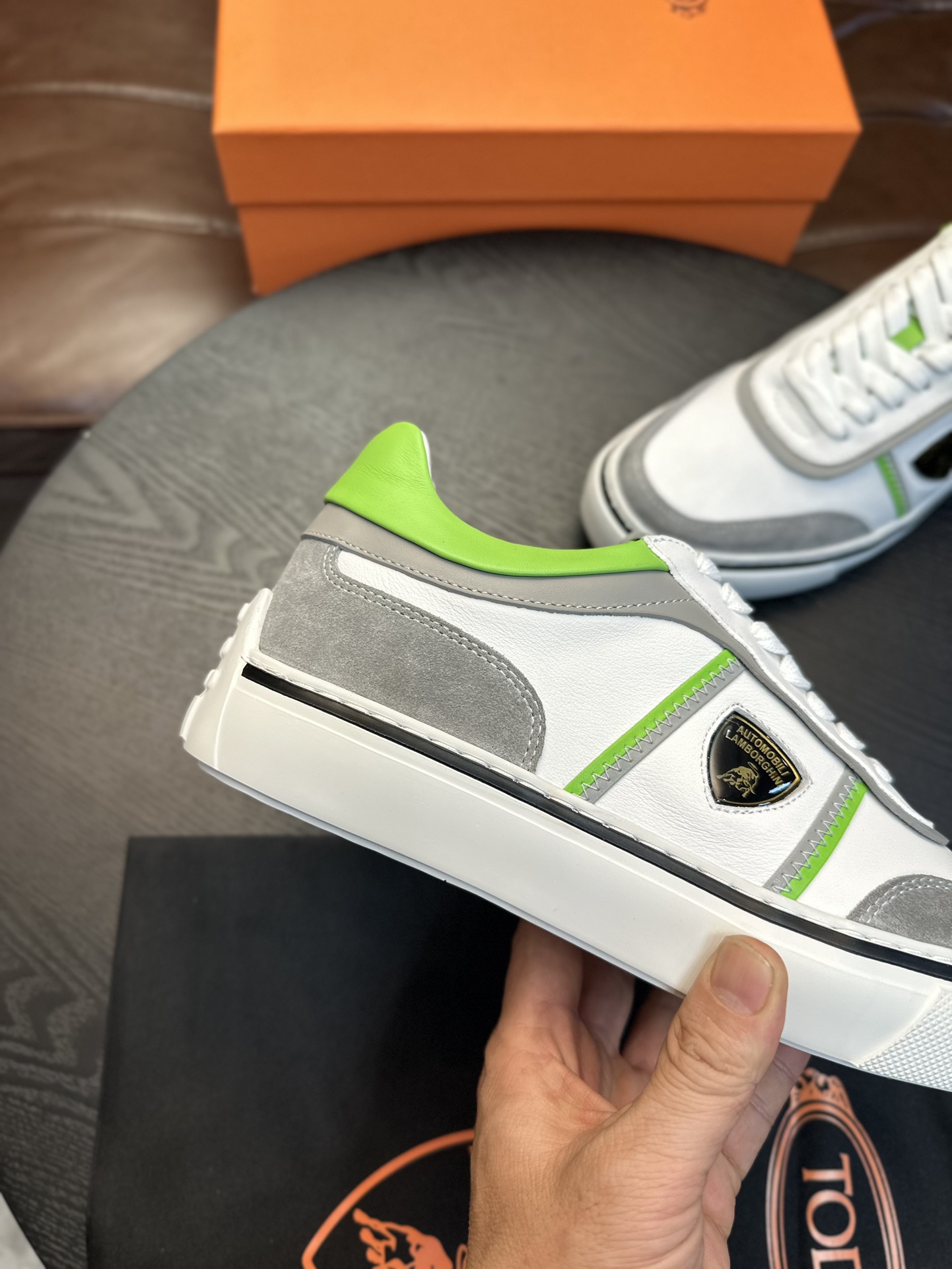 precio de fábrica TOD'S Tod's x Lamborghini Lamborghini , Este zapato athleisure está hecho de cuero