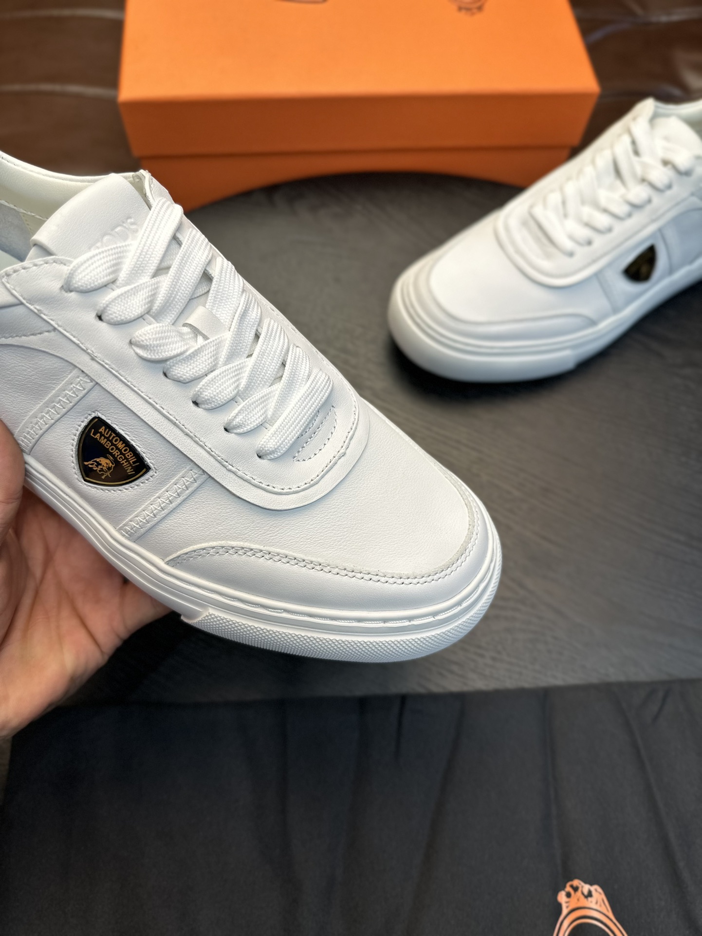 precio de fábrica TOD'S Tod's x Lamborghini Lamborghini , Este zapato athleisure está hecho de cuero