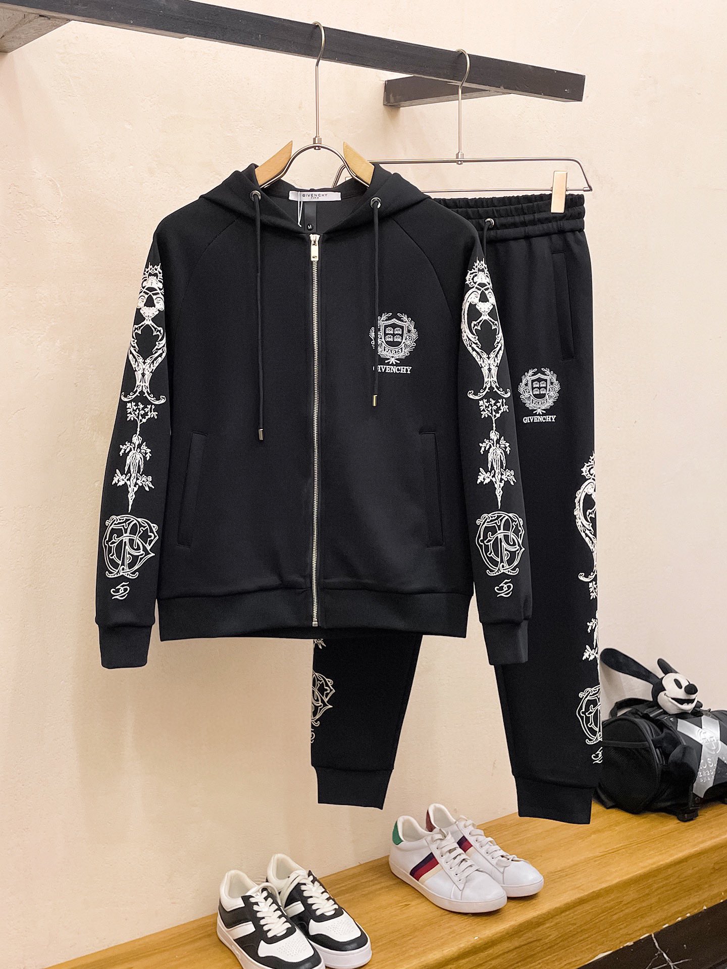 Givenchy Clothing Cardigans Sweatshirts High Quality Replica
 Cotton