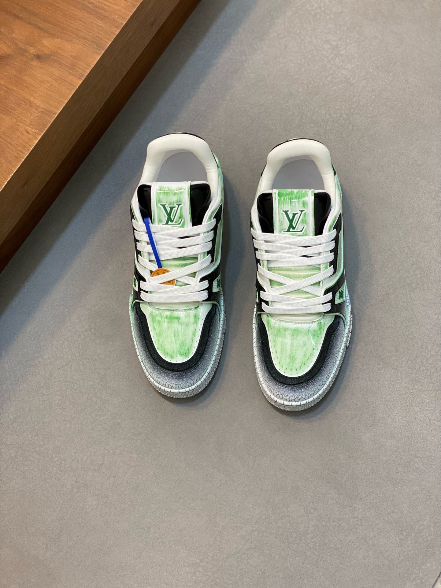 NO:219253,Brand LOUIS VUITTON original color matching code number 38-44 customized 45.46 price Material new Louis Vuitton casual shoes!  High-quality Labon craft upper adopts original cowhide washing and old craftsmanship with original material LV Comfortable breathable mesh cloth Neli mesh cloth footbed style Simple and atmospheric LV original outsole, Louis Vuitton, louis vuitton, louis vuitton, louis vuitton, louis vuitton, cowhide19860909品牌LOUIS VUITTON 颜色原版配色 码数38-44定做45.46 价格 材质路易威登新款 休闲鞋！高品质拉邦工艺鞋面采用原版牛皮水洗做旧工艺搭配原版材质LV 舒适透气网布内里网布垫脚版型时尚 简单大气LV原版大底,路易威登,louis vuitton,louis vuitton,louis vuitton,cowhide,Men's shoes