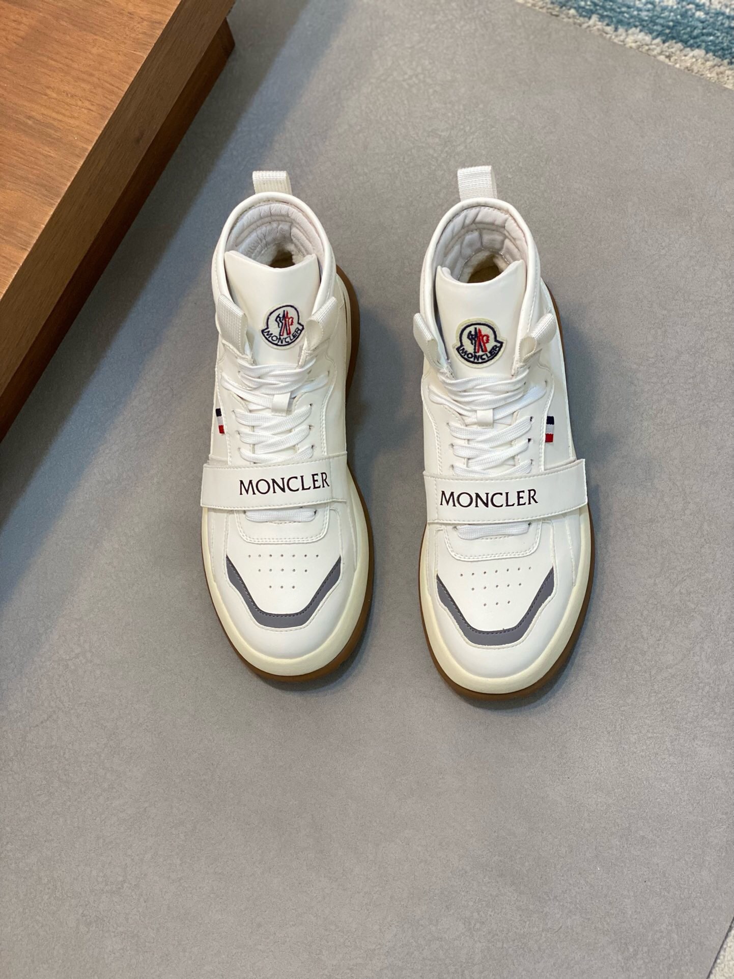 NO:217490,Brand MONCLER original color matching Number 39-44 Custom made 38.45 Price Material masked new high-top casual shoes top purchasing Comfortable Warm wool boots, upper Italian original imported cowhide, splicing craftsmanship, perfect reproduction, warm wool inner sole original molded sole, cover-up Men's boots, christian louboutin, Moncler, boots, cowhide19860909品牌MONCLER 颜色原版配色 码数39-44定做38.45 价格 材质蒙口新品高帮 休闲鞋顶级代购 舒适 保暖毛靴,鞋面意大利原版进口牛皮,拼接工艺,完美复刻,保暖羊毛内里 鞋底原版开模大底,蒙口 男靴,christian louboutin,Moncler,boots,cowhide,Men's shoes