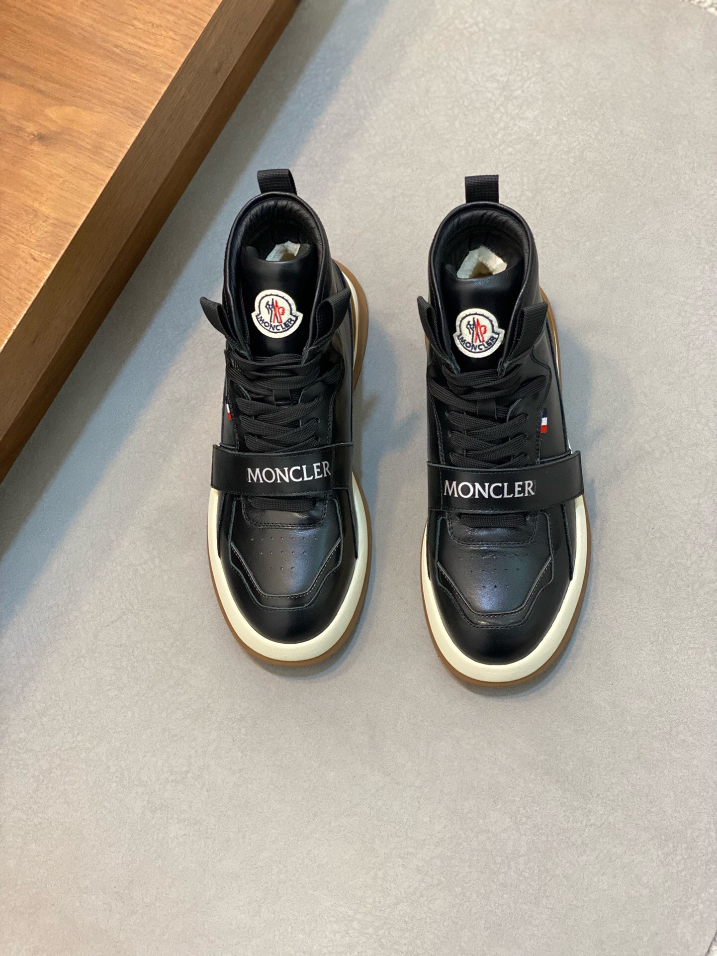 Moncler Haute Couture Classic Luxury Leather Shoe Loafer Shoes 9