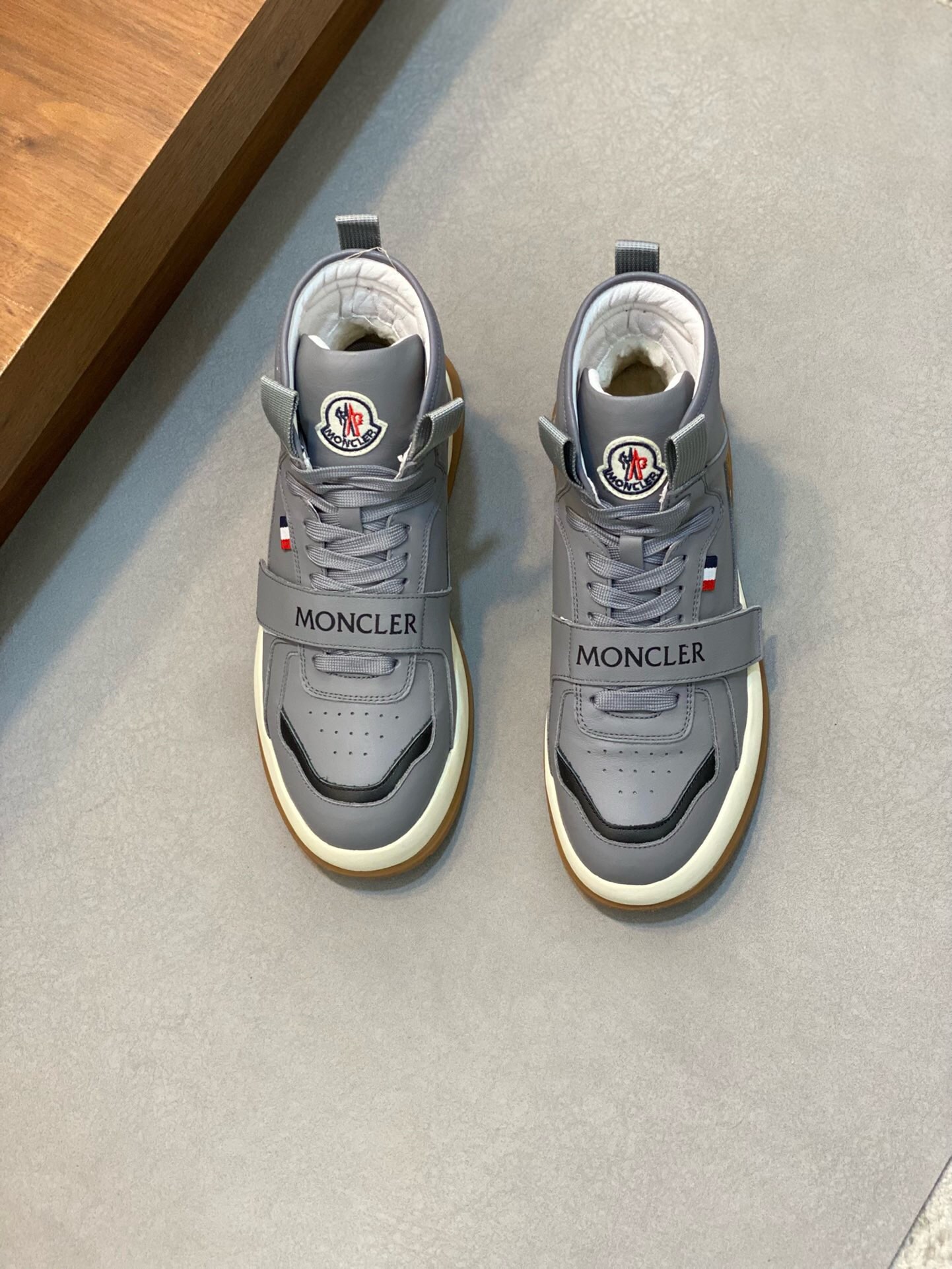 NO:219258,Brand MONCLER original color matching Number 39-44 Custom made 38.45 Price Material masked new high-top casual shoes top purchasing Comfortable Warm wool boots, upper Italian original imported cowhide, splicing craftsmanship, perfect reproduction, warm wool inner sole original molded sole, cover-up Men's boots, christian louboutin, Moncler, boots, cowhide19860909品牌MONCLER 颜色原版配色 码数39-44定做38.45 价格 材质蒙口新品高帮 休闲鞋顶级代购 舒适 保暖毛靴,鞋面意大利原版进口牛皮,拼接工艺,完美复刻,保暖羊毛内里 鞋底原版开模大底,蒙口 男靴,christian louboutin,Moncler,boots,cowhide,Men's shoes