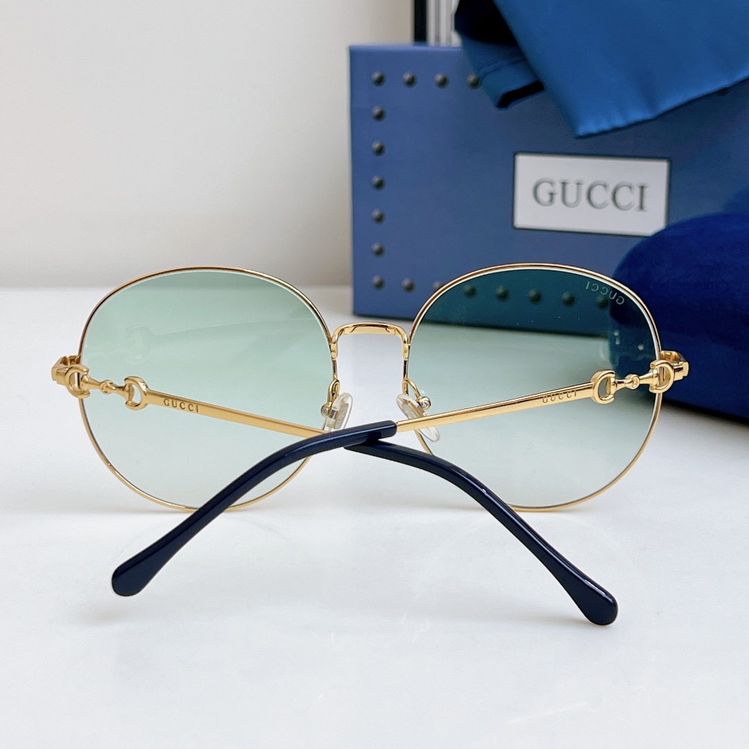 GUCCI马衔扣型号GG0881S尺寸59-19-145