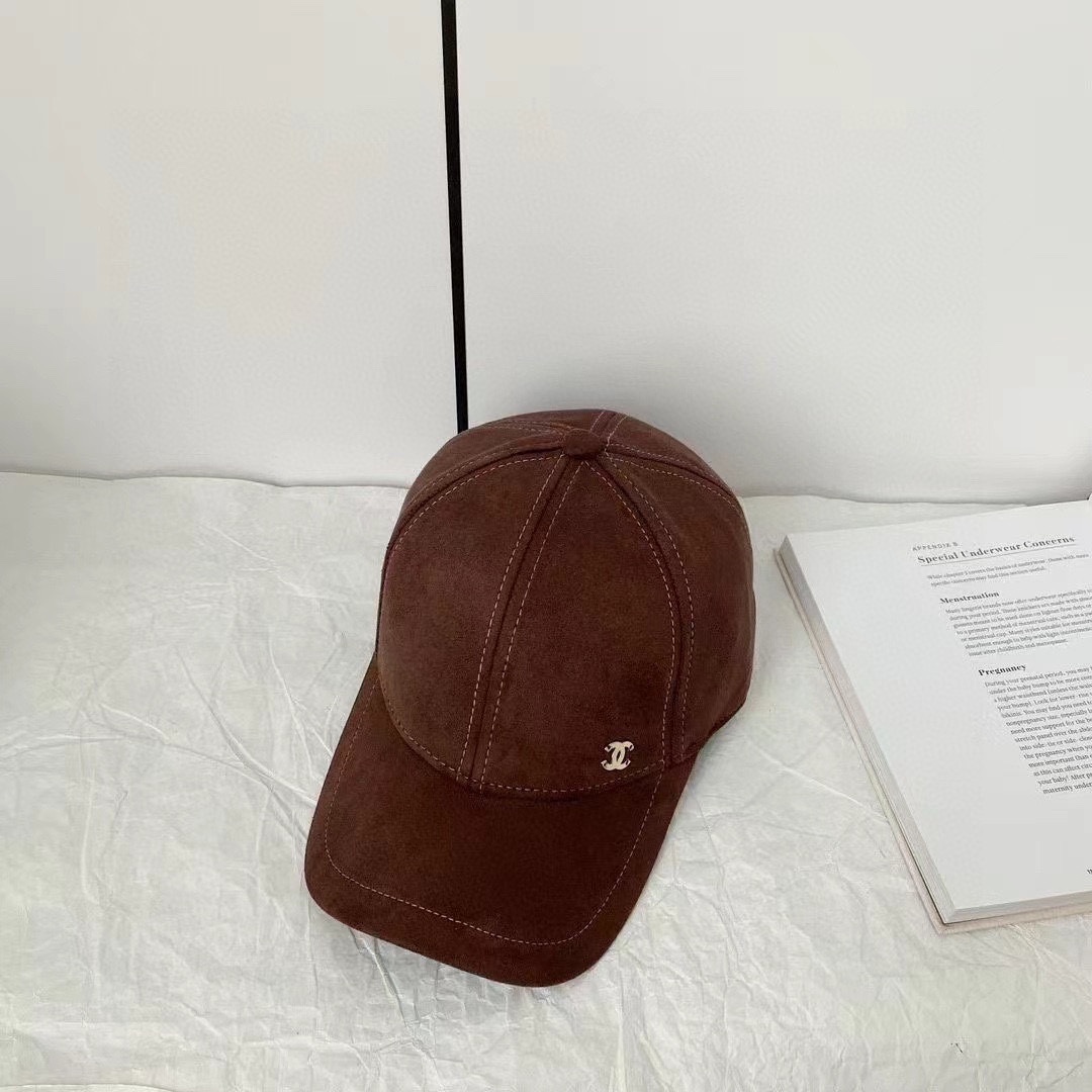 NO:215109,｜Suede baseball cap The best baseball cap this season The perfect hat type is hard to find a hat. A huge and beautiful one. A hat can be found all year round. Fisherman's hat Baseball cap Knit hat, hat, espadrilles, chamois leather, hats19860909｜麂皮鸭舌帽 本季最好看的棒球帽 帽型完美专柜一帽难求 巨巨巨好看的一款 一年四季都可帽子渔夫帽棒球帽针织帽,帽子,espadrilles,chamois leather,hats,hat