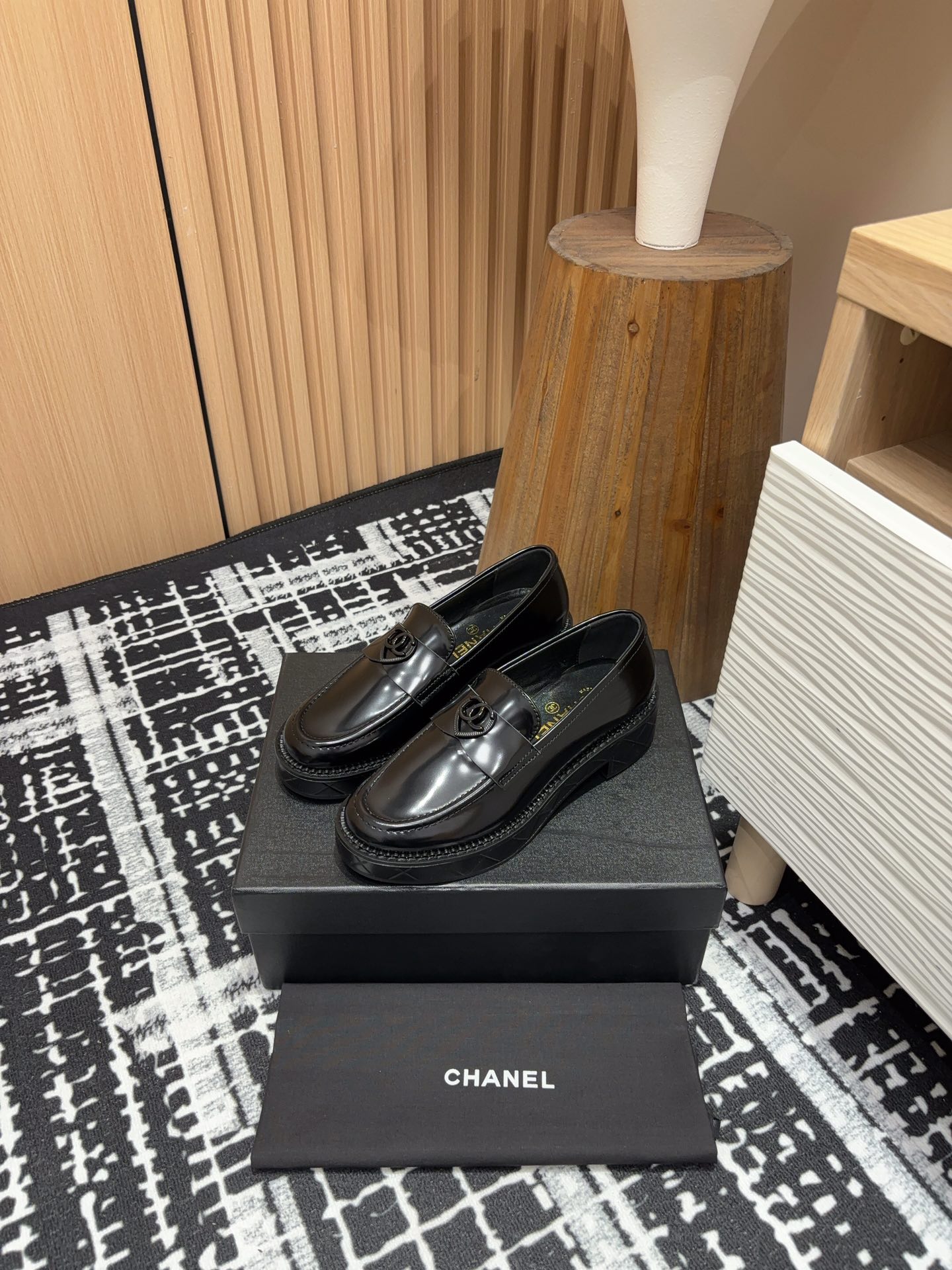 Chanel Haute Couture Classic Luxury Leather Shoe Loafer Shoes 3
