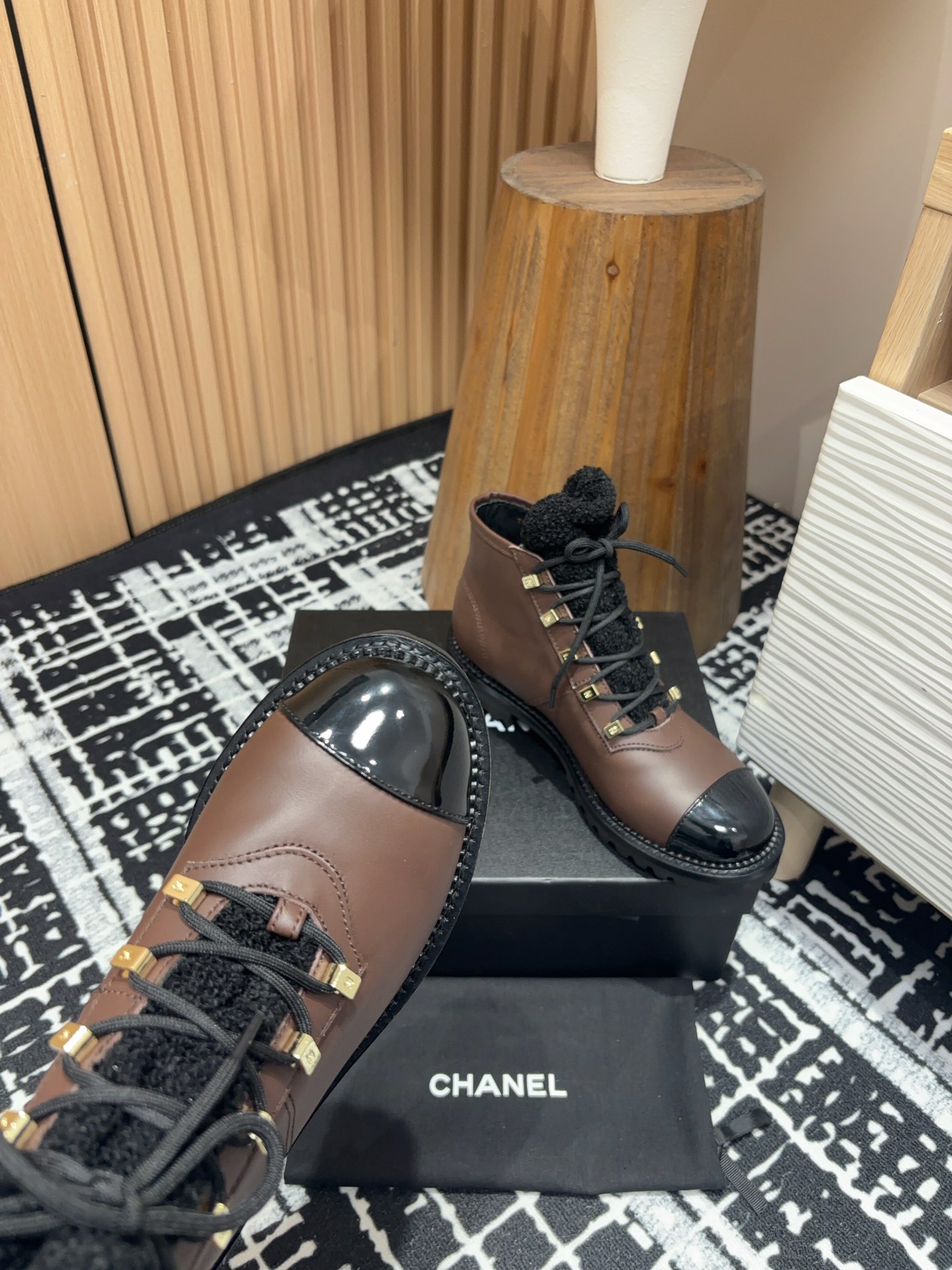 Chanel Haute Couture Classic Luxury Leather Shoe Loafer Shoes Ref 4