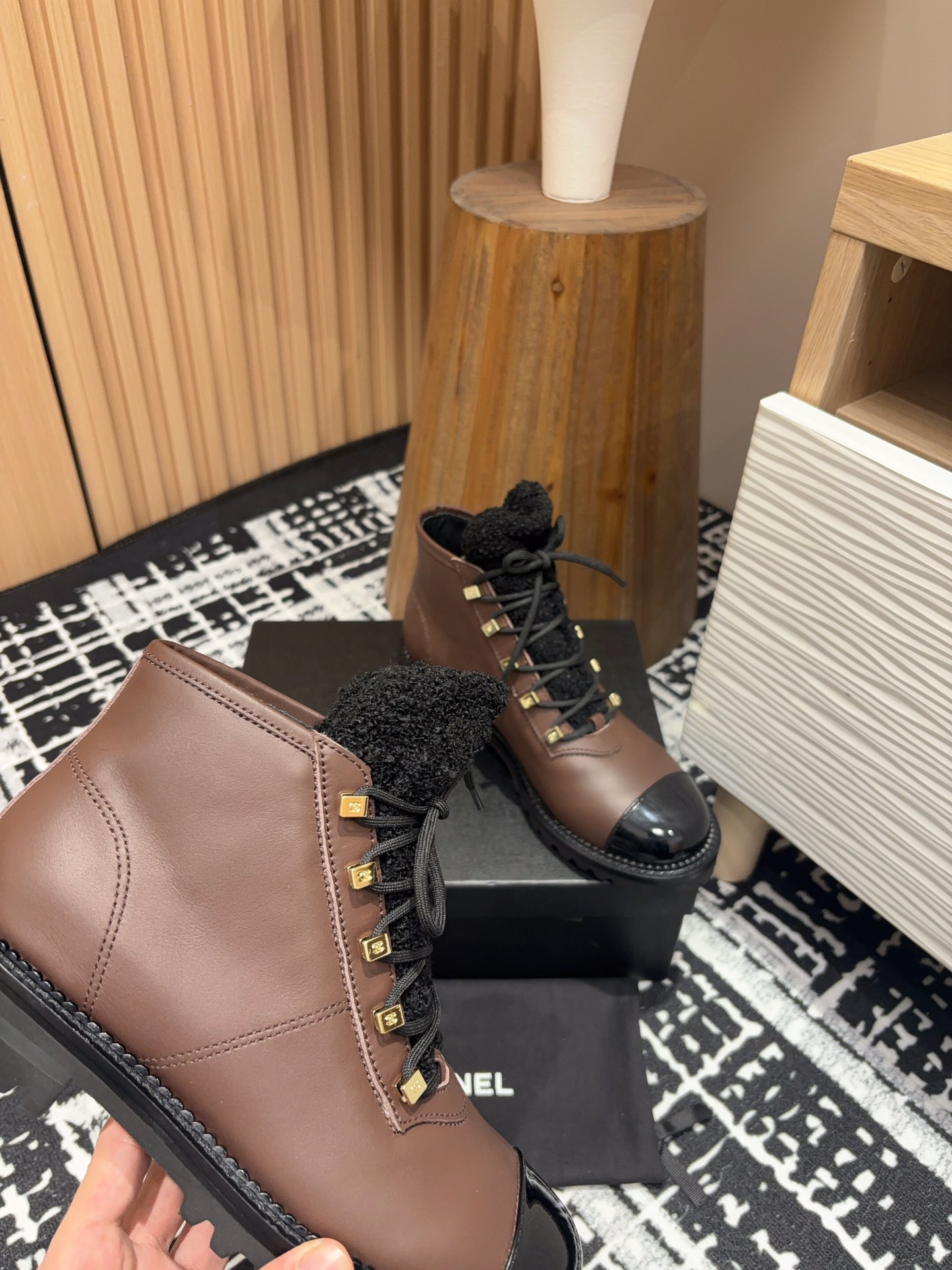 Chanel Haute Couture Classic Luxury Leather Shoe Loafer Shoes Ref 5