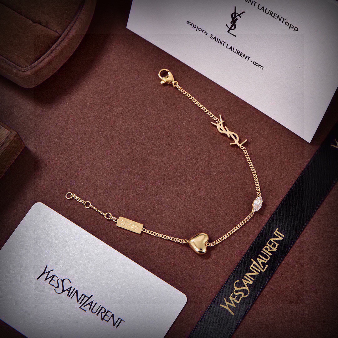 “Yves Saint Laurent: Luxury Fashion Brand with Elegant French Style and Abstract Design” - 图片 7
