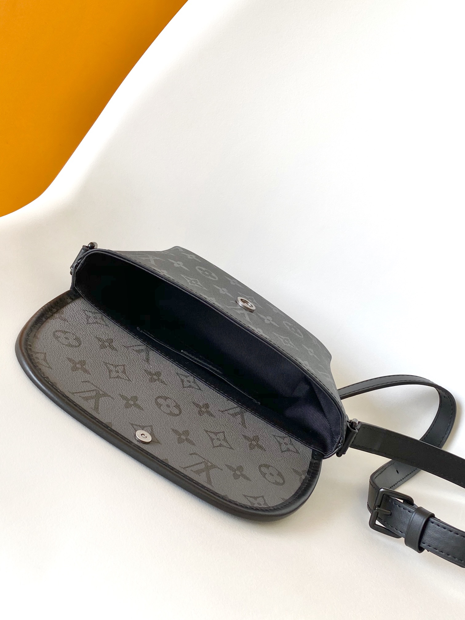 Louis Vuitton Pulse Mini Bag Monogram Eclipse Coated Canvas Small Size 9 i1730268457 241 7