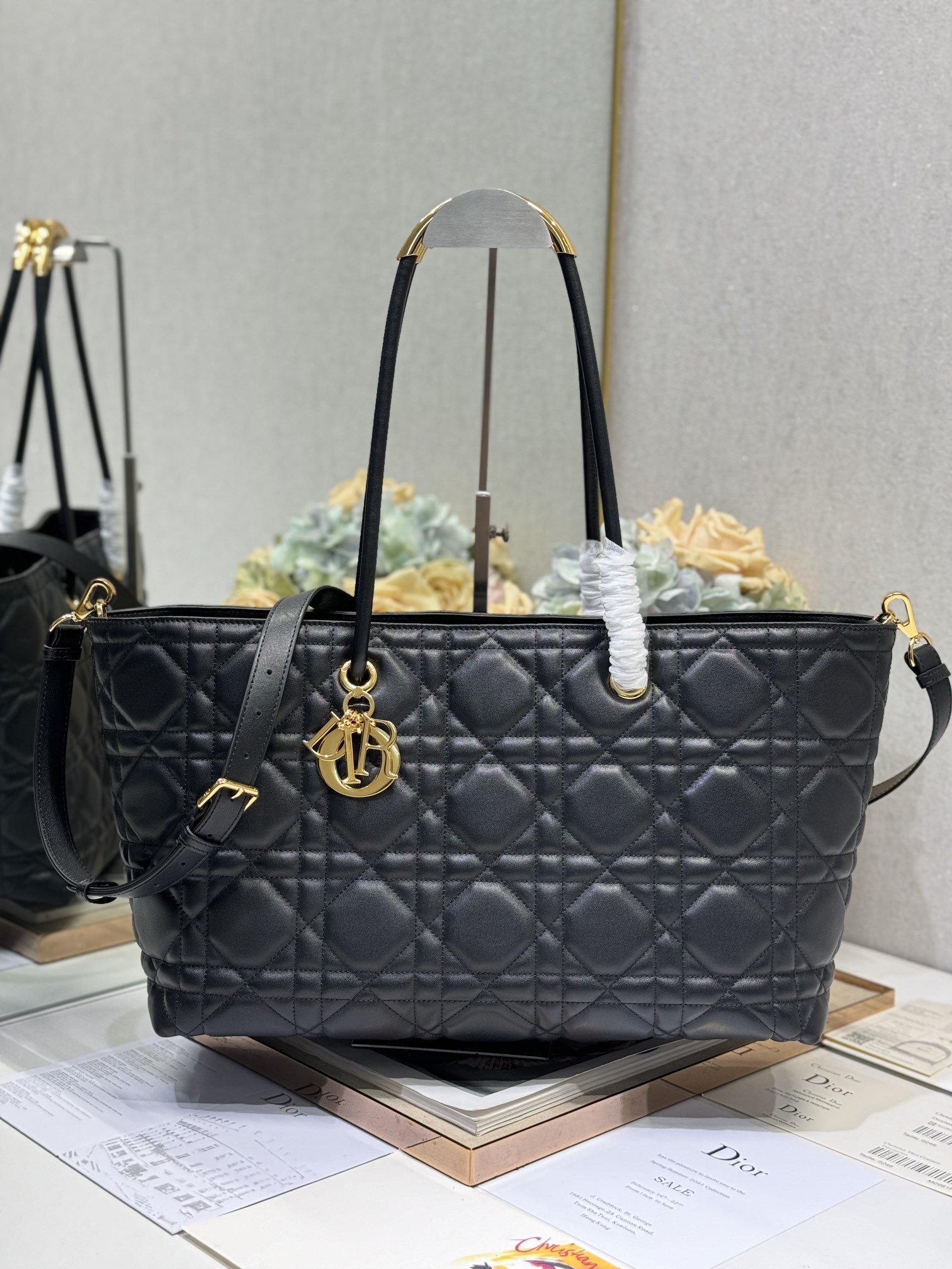 Dior Luxury Designer Handbag Shoulder Crossbody Bag crafted in premium