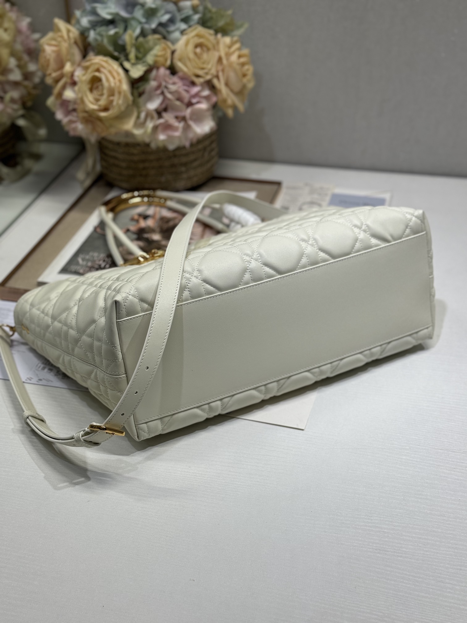 Dior💯Toujours 大号手袋〔白色 6