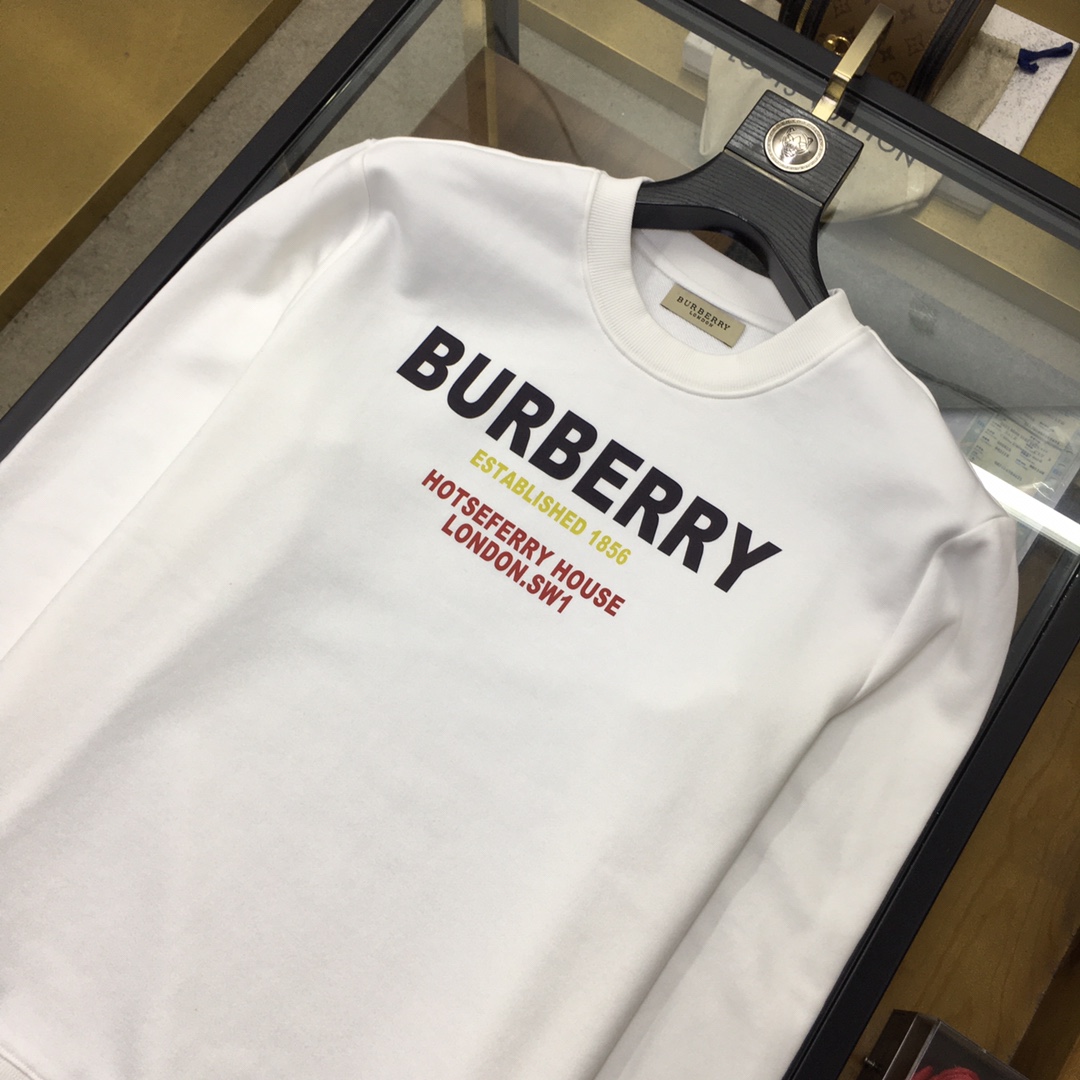  🆕新品卫衣🌹 【Burber..y】 🆕
ss秋冬季时尚长袖卫衣 高端定制经典系列，时尚有型 📸经典圆