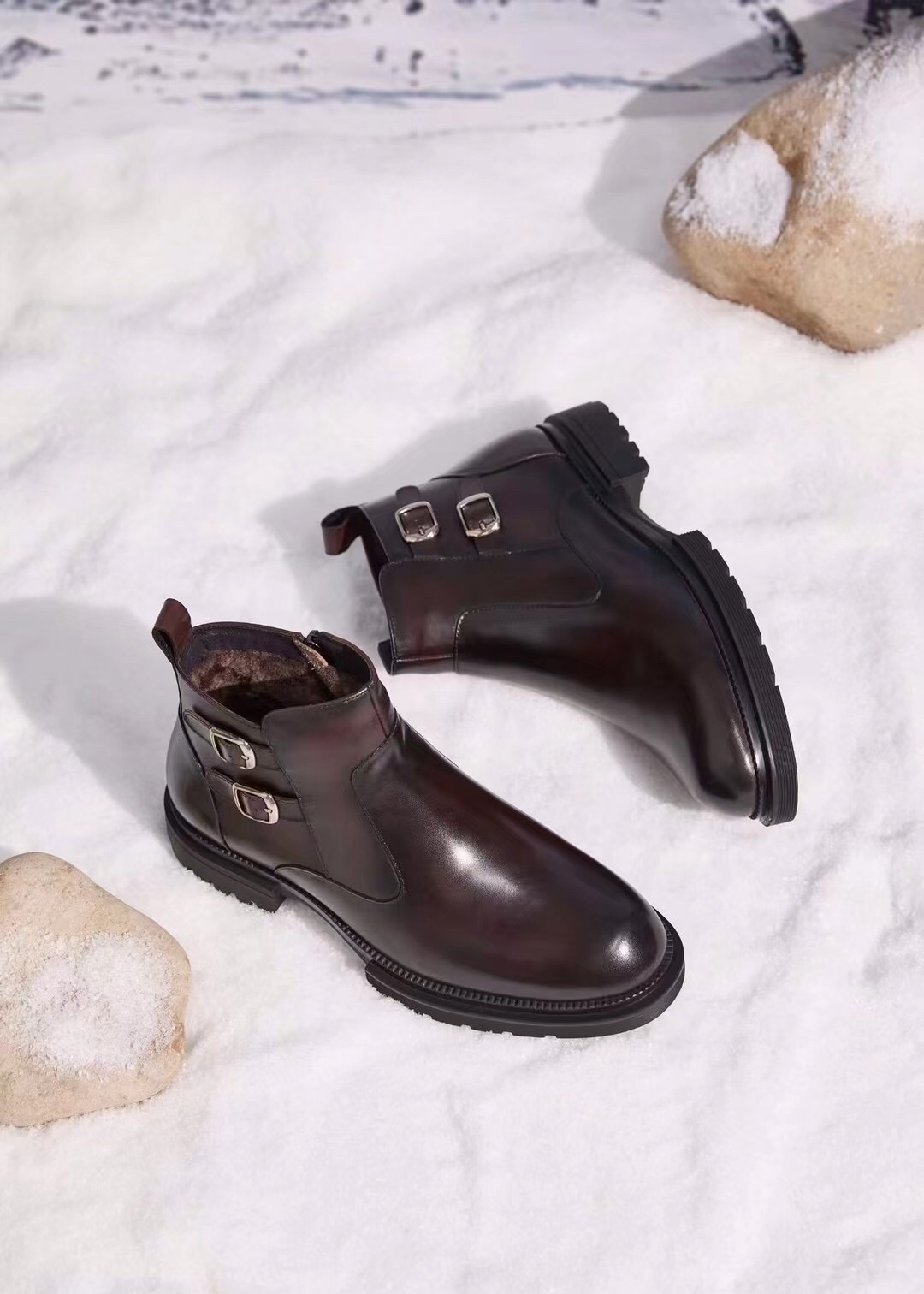 Bottega Veneta Classic Luxury Leather Shoe Loafer Ref.04223718 3